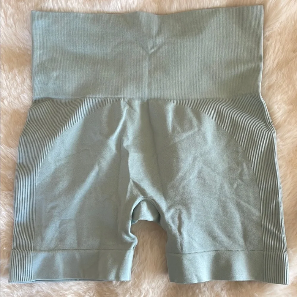 SET Active Sage Green Bike Shorts #120 - Picture 1 of 6